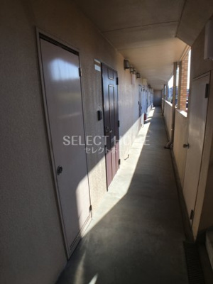  | ラ・ぺジブル