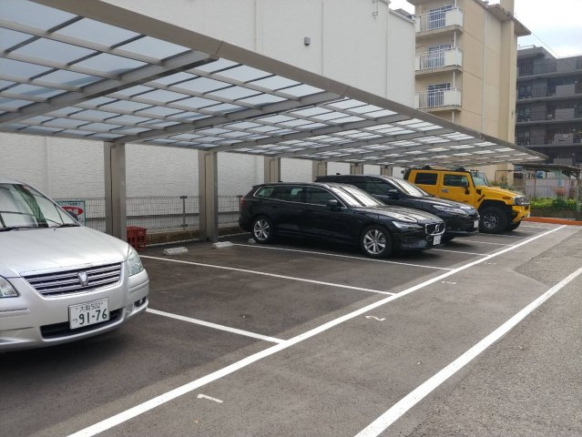 上坂部1丁目494-3カーポート付きガレージ【管理番号46】の外観