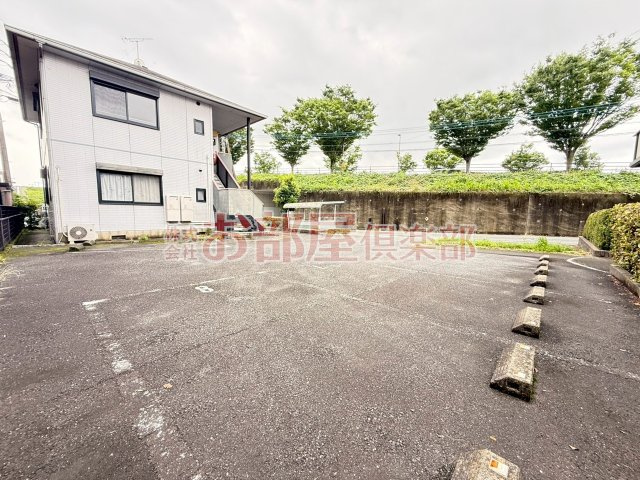グリーンエクセル小森野Bの駐車場|カースペースがあります