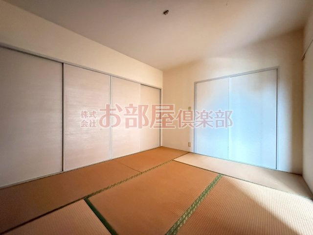 グリーンエクセル小森野Bの和室|和室ならではの温かな和の空間で寛ぎの時間を過ごせます