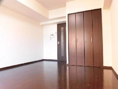 ベラジオ烏丸東の子供部屋|洋室