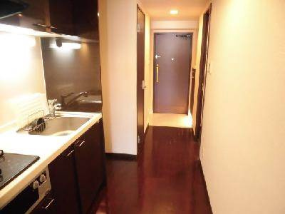 ベラジオ烏丸東の内装|廊下