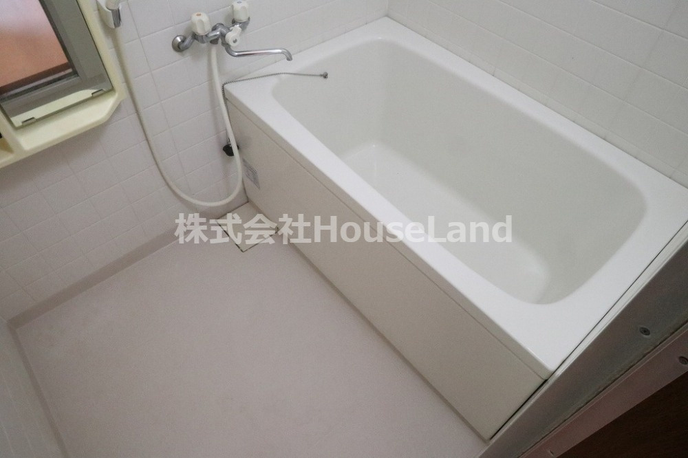 シャンティイ田中町の浴室