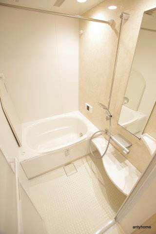 ヴェールエブランの浴室