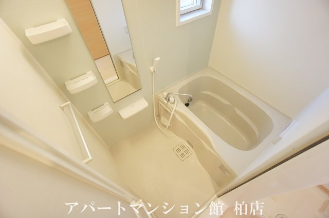 クレッシェンドⅡの浴室|★もちろん追い焚き給湯