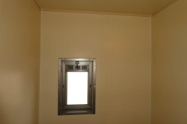 メゾンセンチュリーＢの浴室|浴室窓