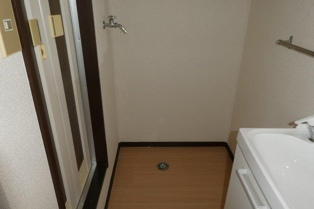 メゾンセンチュリーＢのその他|洗濯機置き場