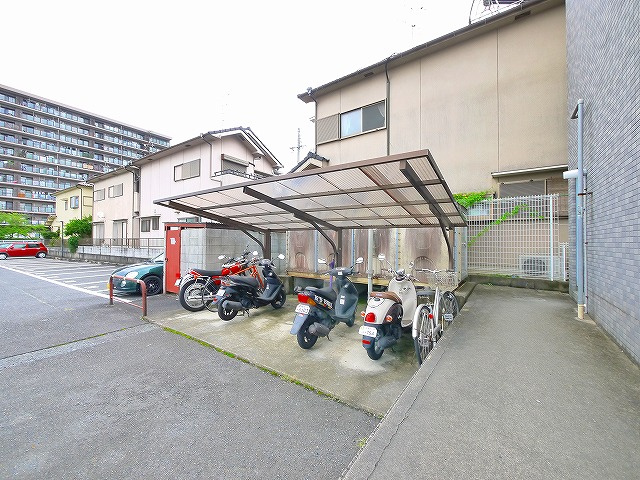 グランドール辻のその他共用部分|自転車置き場