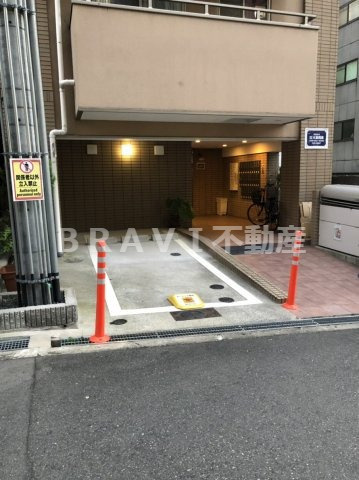 HugE1（ヒュージ1）　BRAVI不動産の駐車場|【HugE1（ヒュージ1）】駐車場です