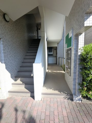 【その他共用部分】 | シュール東永谷 | 共用スペースです。