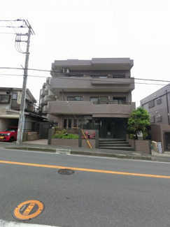 【外観】 | JR京浜東北線「鶴見」駅バス12分「獅子ヶ谷」停歩1分。