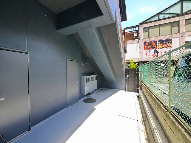 DeKalb（デカルブ）の周辺