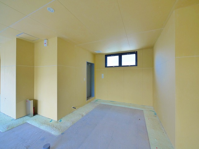 DeKalb（デカルブ）の内装