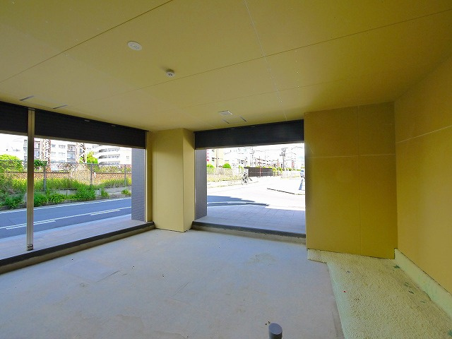 DeKalb（デカルブ）の内装