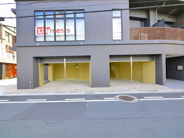 DeKalb（デカルブ）の外観