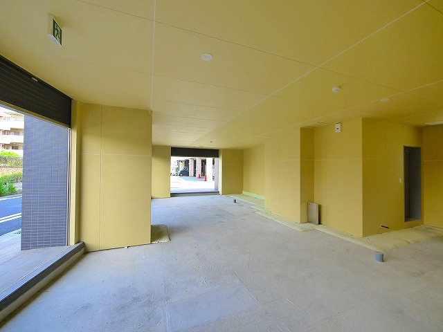 DeKalb（デカルブ）の内装