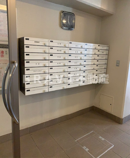 サニーハウス谷町　BRAVI不動産のその他共用部分|【サニーハウス谷町】メールボックス