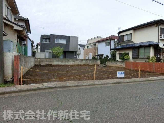 八千代市大和田新田　売地　約４７坪　建築条件なしの前面道路含む現地写真