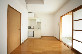 【居間・リビング】