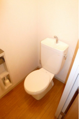 【トイレ】 | フローラルコート | コンパクトで使いやすいトイレです