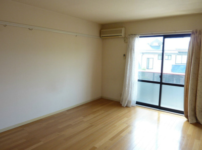 【寝室】 | フローラルコート