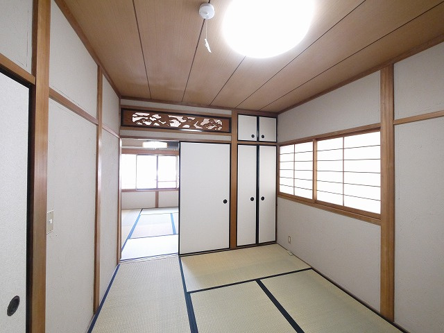 今国府町一戸建の和室|来客時にも便利な和室付き