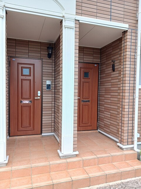 エトワールAの玄関