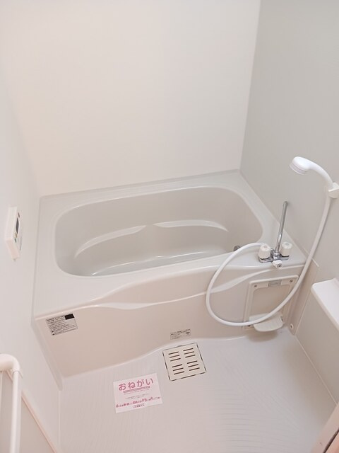 エトワールAの浴室