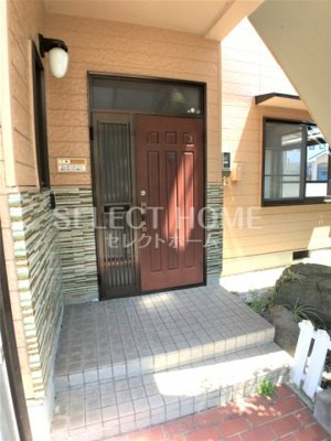 【エントランス】 | エレガンスハイツ | 清潔なエントランスです