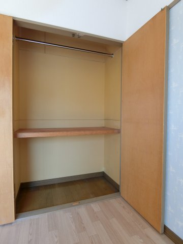 コーポ幸【キャッシュバック対象物件】の収納|便利な収納スペースです