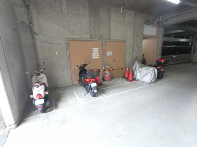 【その他共用部分】 | グランドメゾン上永谷 | バイク置場です。