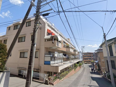 【外観】 | 岸谷コーポ | 4-5階最上階、戸建感覚を味わえるメゾネット住戸。
全居室に窓があり日当たり・眺望良好です。