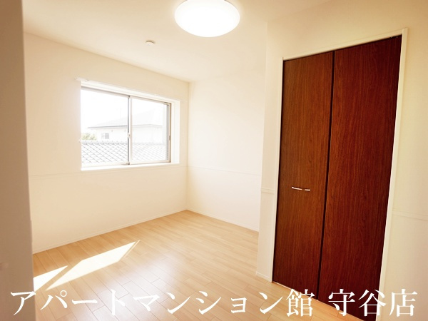 エストレージャTHKの寝室