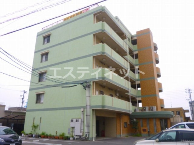 フォレスト裕萌里の外観