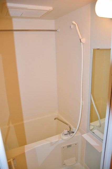 フォレスト裕萌里の浴室