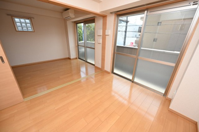 【洋室】 | グレイスピア中西