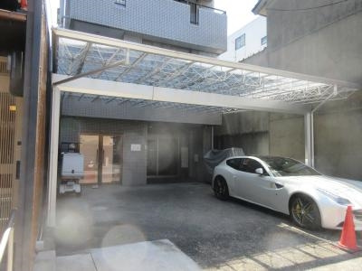 サンフォーレ油小路のエントランス