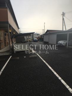 【駐車場】 | 駐車場完備です