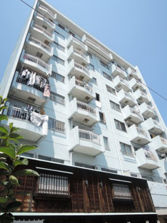 【外観】 | 9階建最上階につき眺望・日当たり良好。上階からの生活音がなく戸建感覚を味わえます。
今すぐに新生活を送れる家具・エアコン付です♪