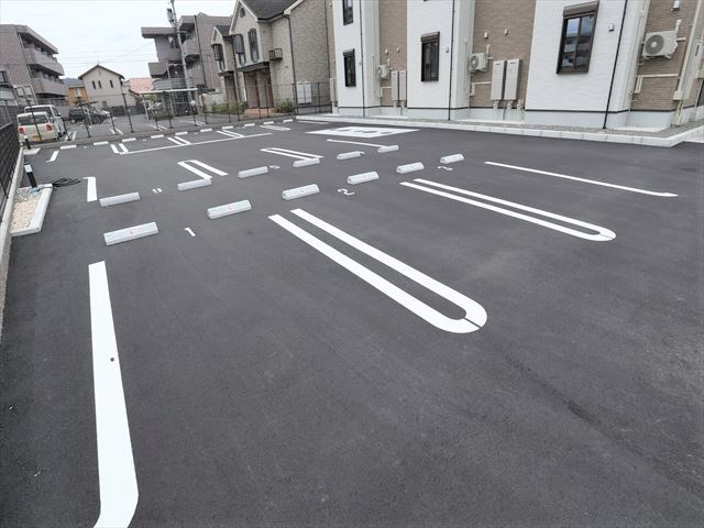 ファイン　コートの駐車場
