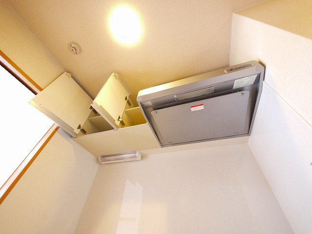 アイリスハイツ8号館のキッチン|ガスフード