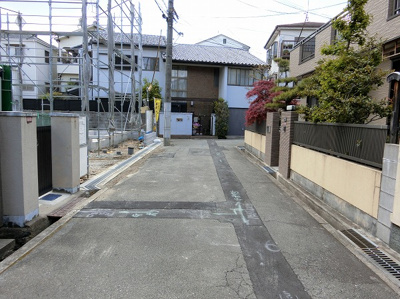【前面道路含む現地写真】 | 豊中市宝山町新築一戸建 | 【現地写真】前面道路約4.3ｍ♪