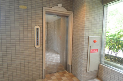 【その他共用部分】 | 27 | エレベーターです。