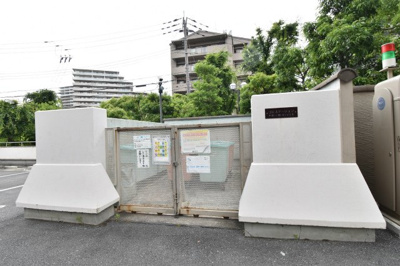 【その他共用部分】 | 27 | ゴミステーションです。