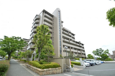 【外観】 | 27 | 歩道からの外観です。