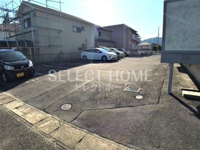 【駐車場】 | コーポ牧野 | 駐車場があります