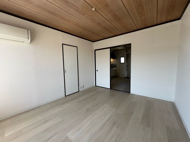 フレグランス大畑の洋室