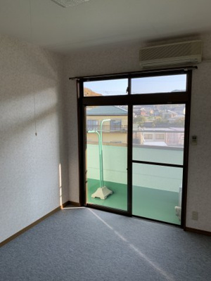 【洋室】 | マンション・メルローズ | 使い勝手のいい洋室です