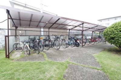 【その他共用部分】 | 日立造船尺土団地４号棟 | 駐輪場です