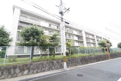 【外観】 | 日立造船尺土団地４号棟 | 外観は落ち着いています